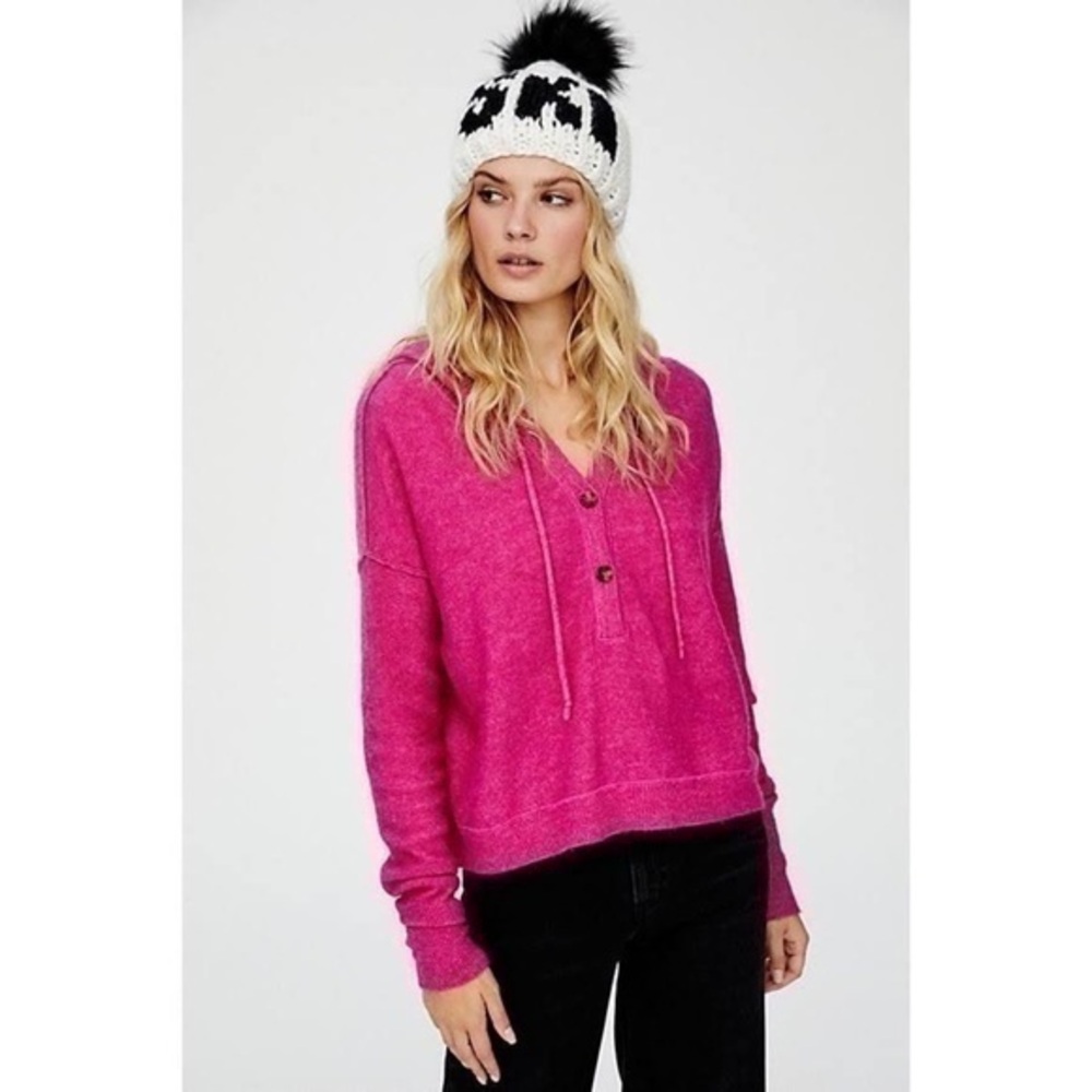 Free People • Praline Cozy Hooded Boxy Henley Sweater Pink L